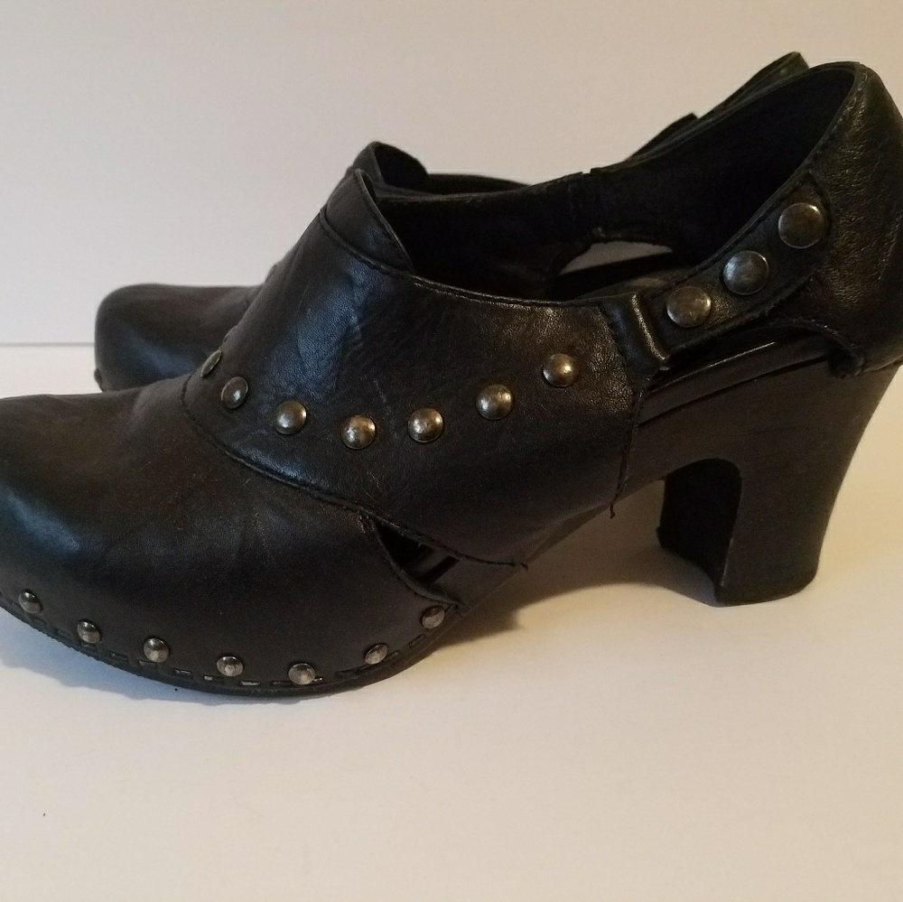 Dansko black ryder bootie heels clogs 39